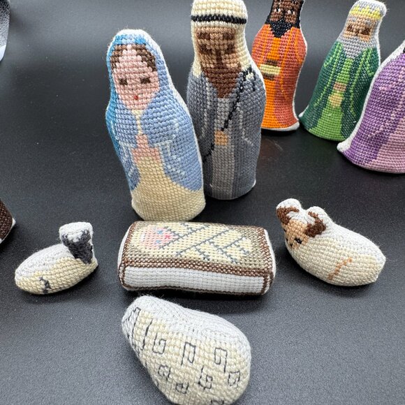 Christmas Nativity Scene handmade Cross Stitch Crafting 10 pcs Completed - Picture 2 of 5
